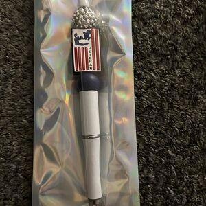 Hand Crafted U.S. Navy Veteran White and Blue Pen